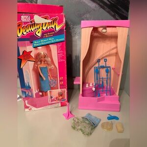 1985 Rich & Famousf Beauty Bath & Shower playset,